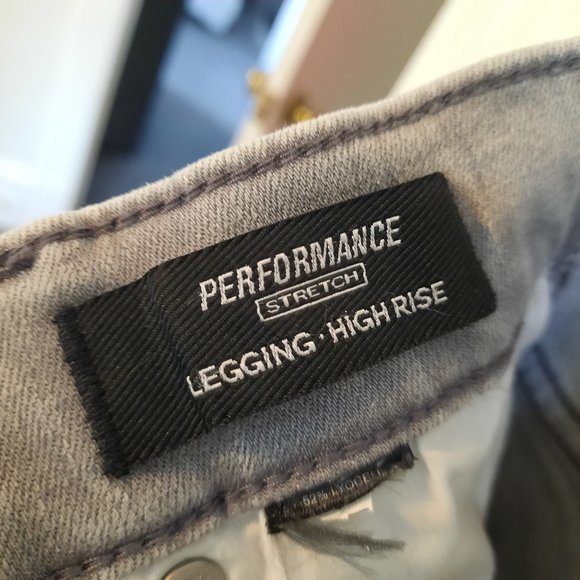 Express Performance Stretch High Rise Jegging in light gray - Picture 8 of 9